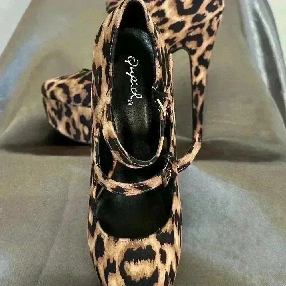 2 for $30 🆕Leopard Mary Jane Heels - Picture 3 of 15
